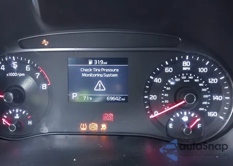 2020 Kia Soul S z USA, uszkodzony, nr VIN KNDJ23AU1L7012381